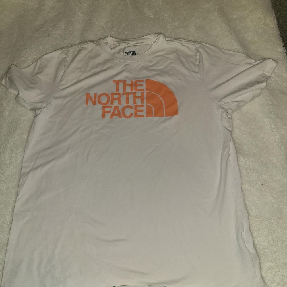 The north face t-shirt sz lg